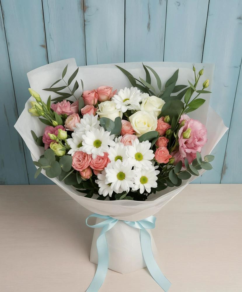 Букет цветов из: Розы, Лизиантусы и Хризантемы в Сокольники
