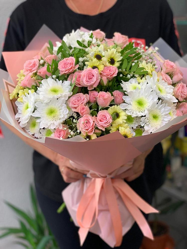 Букет цветов из: Розы и Хризантемы в Сокольники
