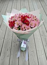 Букет цветов из:  Альстромерии в Сокольники