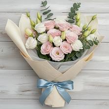 Букет цветов из:  Лизиантусы в Сокольники