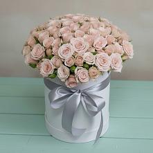 Цветочная композиция из Розы в шляпной коробке в Сокольники