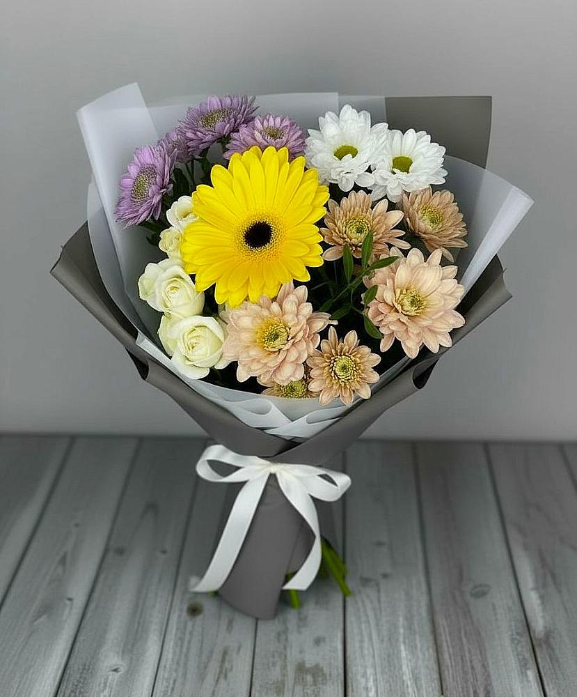 Букет цветов из: Розы, Герберы и Хризантемы в Сокольники