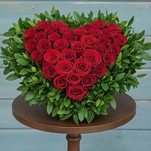 Цветочная композиция из Розы в виде сердца в Сокольники