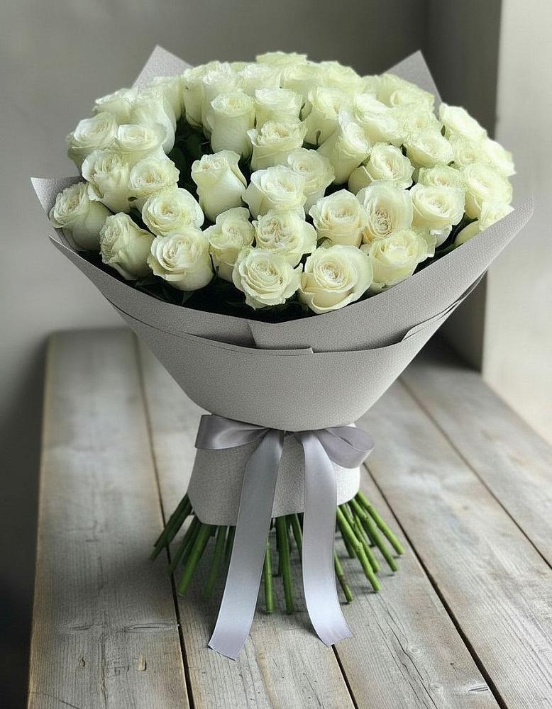 Букет 35 Белых роз в Сокольники