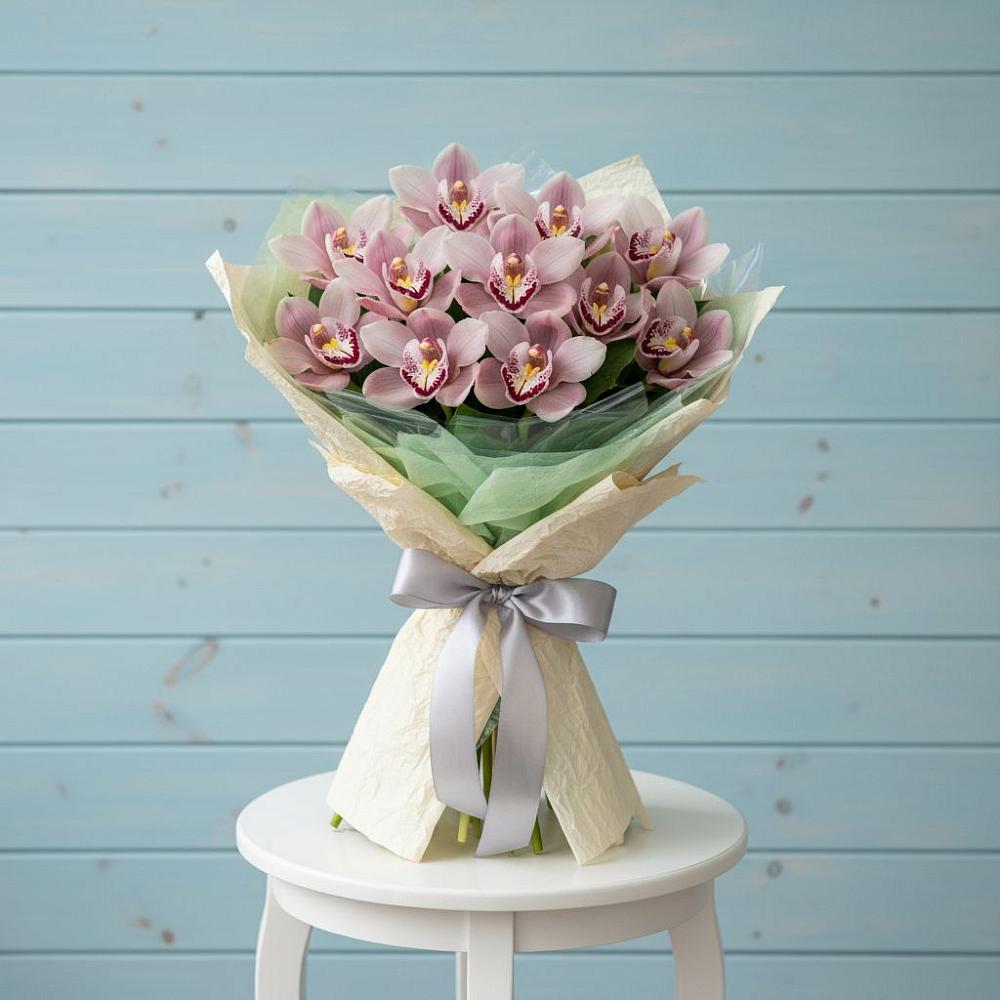 Букет цветов из: Орхидеи и Розы в Сокольники