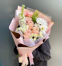 Букет цветов из:  Хризантемы и Розы в Сокольники