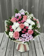 Букет цветов из:  Альстромерии, Гвоздики, Розы и Хризантемы в Сокольники
