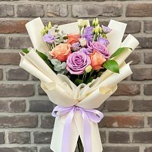 Букет цветов из:  Лизиантусы и Розы #REPLACE_PRED# Сокольники