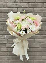 Букет цветов из:  Гвоздики, Розы, Лизиантусы и Хризантемы в Сокольники