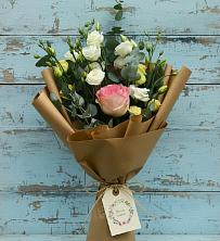 Букет цветов из:  Розы и Лизиантусы в Сокольники