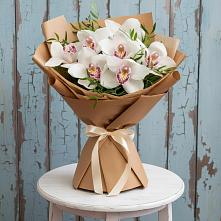 Букет цветов из:  Орхидеи и Розы #REPLACE_PRED# Сокольники