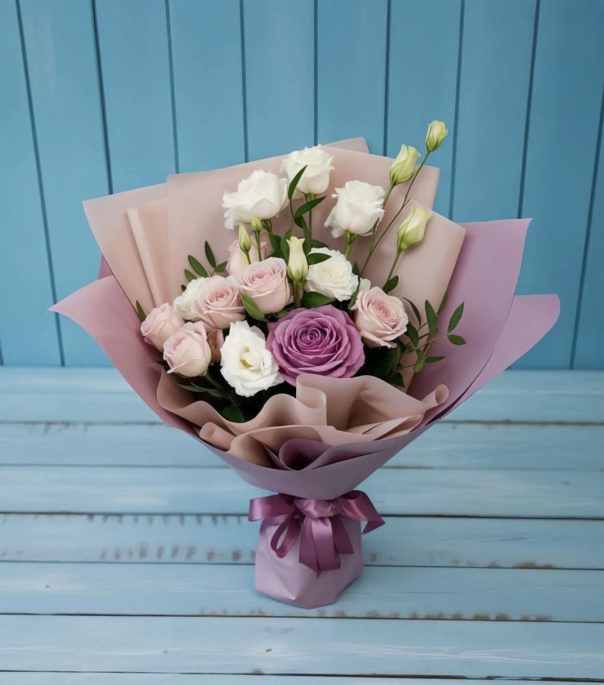 Букет цветов из: Розы и Лизиантусы в Сокольники